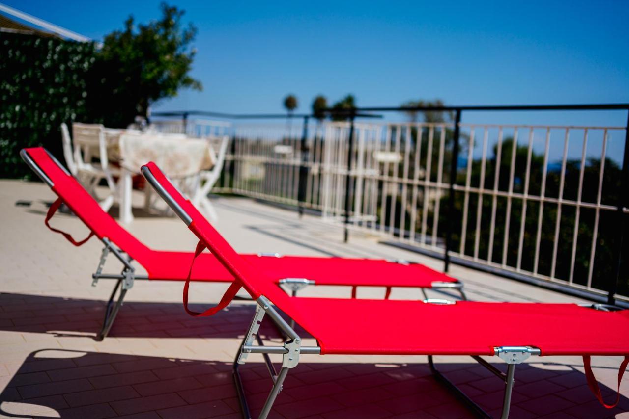 Tre Ponti Panoramic Seaview Apartment Sanremo Exterior foto